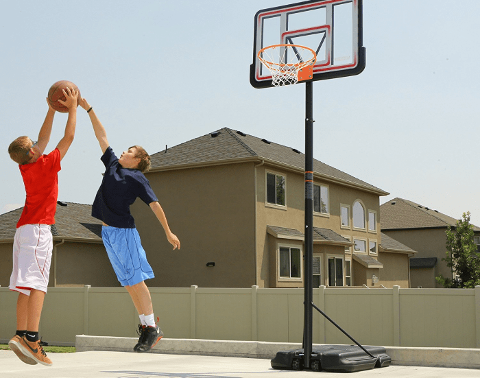 Club Court Acrylic Adjustable Portable Basketball System ⋆ Future Pro Inc.